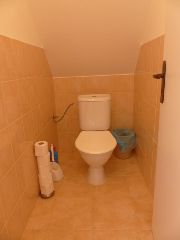 Hotel Bizoni Dvur à Retenice Extérieur photo